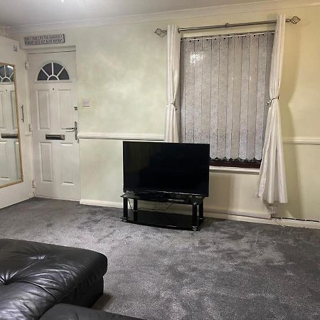 London 1 Bed Cosy House Appartement Norwood Buitenkant foto